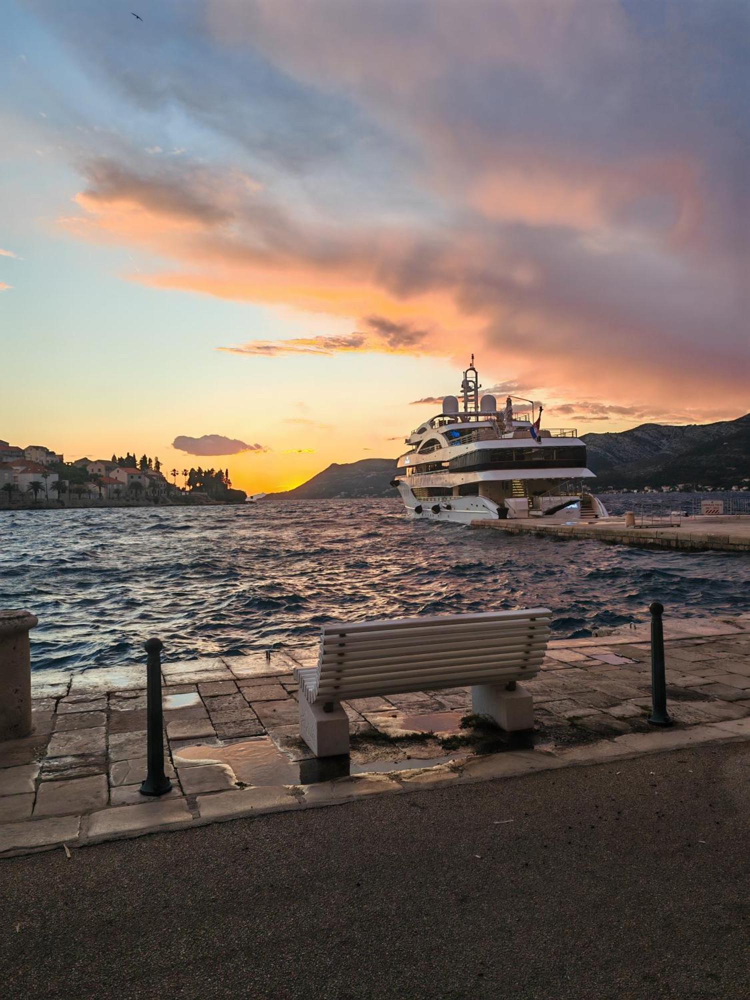Апартаменты Seaview And Relax Лумбарда Экстерьер фото